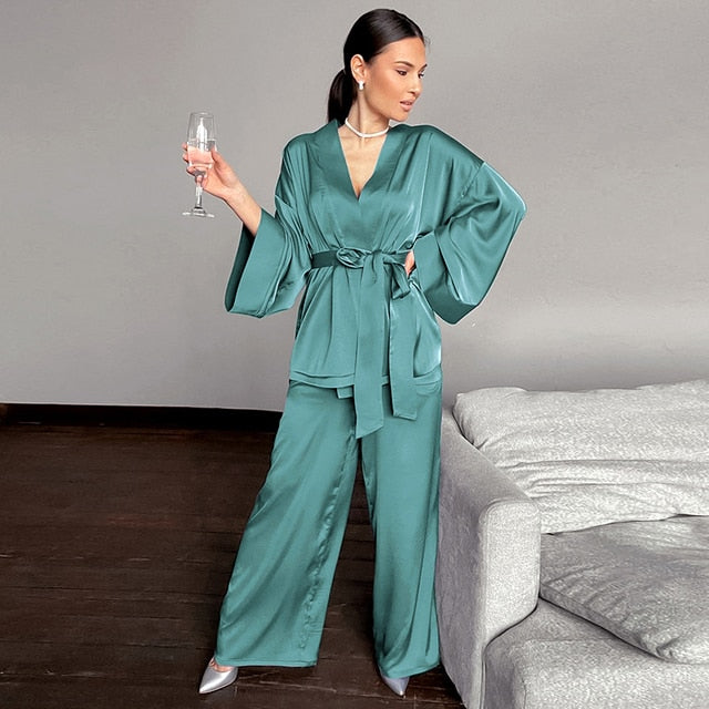 PEPE ME: 2 Piece Set Satin Sleepwear